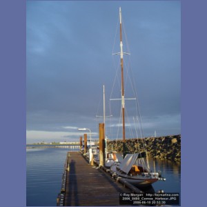 2006_0400_Comox_Harbour.JPG