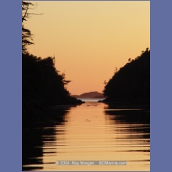 2004_6881_Day_Point_Anchorage_McInnes_Island.html