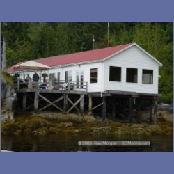 2005_0827_Duncanby_Lodge_Marina_Rivers_Inlet.html