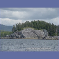 2005_2106_GungHo_Bay_Banks_Island.html