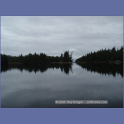 2005_2117_GungHo_Bay_Banks_Island.html