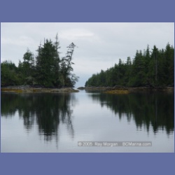2005_2118_GungHo_Bay_Banks_Island.html