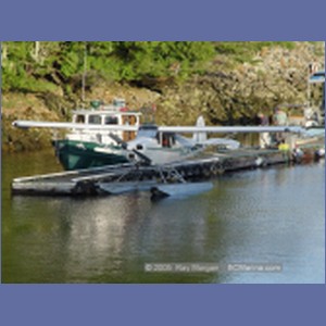 2005_2278_Shearwater_Marine_Centre.JPG