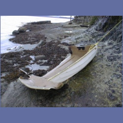 200X_216_Skiff_Wreck.html
