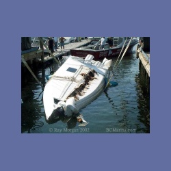200x_999_Big_Skiff_Wreck.html