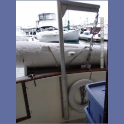 2005_0173_Van_Isle_Marina_Snow.html