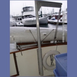 2005_0175_Van_Isle_Marina_Snow.html