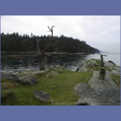 200X_128_Wallace_Island_Inuksuk.html