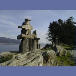 200X_188_Wallace_Island_Inuksuk.html